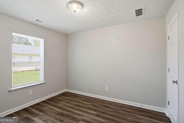 222 Dove Place, Social Circle, GA 30025