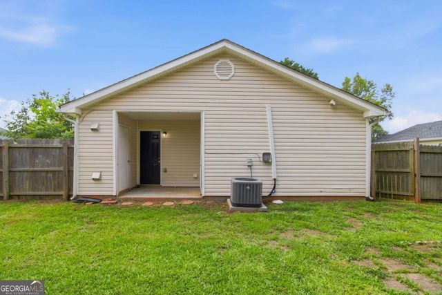 222 Dove Place, Social Circle, GA 30025