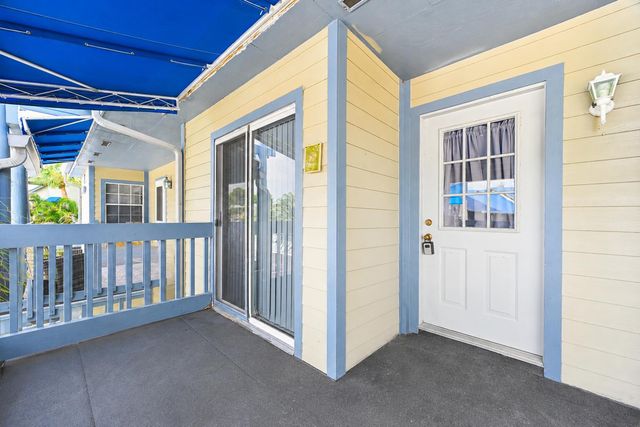 1431 NE 14th Court, Jensen Beach, FL 34957