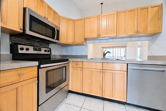 1431 NE 14th Court, Jensen Beach, FL 34957