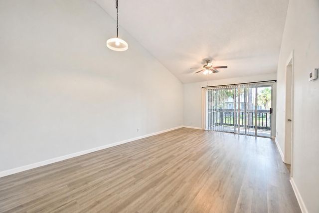 1431 NE 14th Court, Jensen Beach, FL 34957