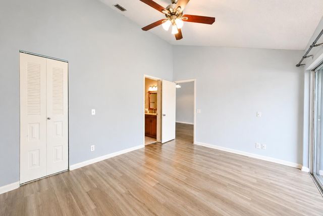 1431 NE 14th Court, Jensen Beach, FL 34957