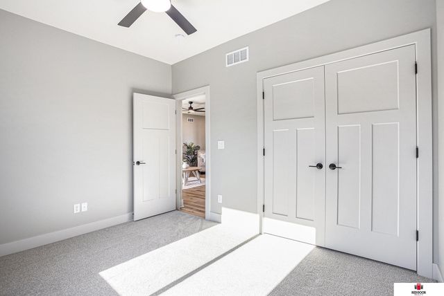 9435 Breashears Street, Lincoln, NE 68516