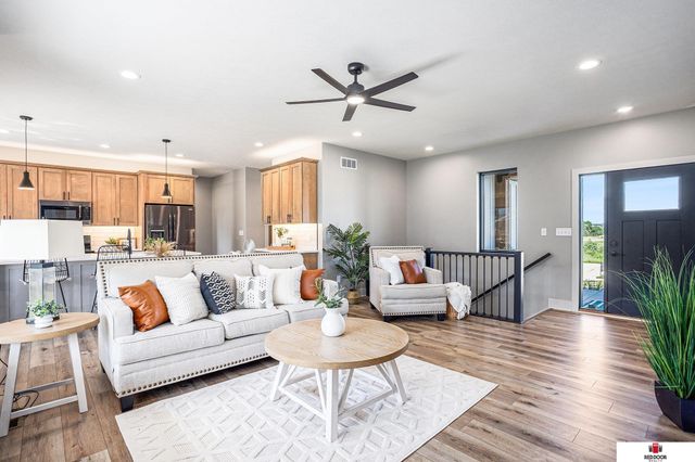 9435 Breashears Street, Lincoln, NE 68516