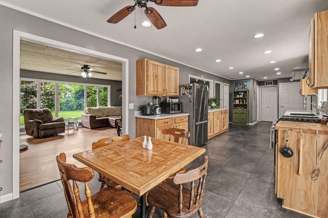 3585 N 72nd Avenue, Hart, MI 49420