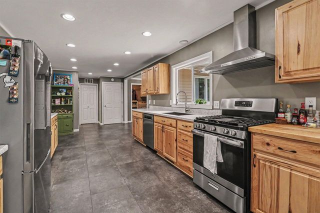 3585 N 72nd Avenue, Hart, MI 49420