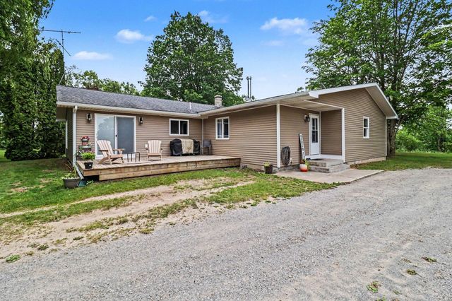 3585 N 72nd Avenue, Hart, MI 49420