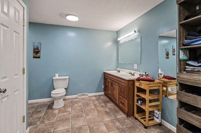 3585 N 72nd Avenue, Hart, MI 49420
