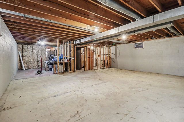 3585 N 72nd Avenue, Hart, MI 49420