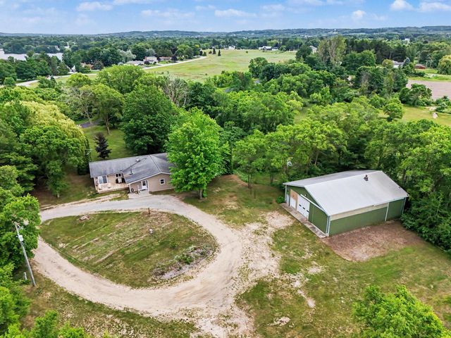 3585 N 72nd Avenue, Hart, MI 49420