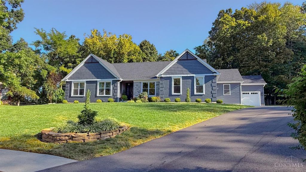 34 Wallace Grove Lane, Milford, OH 45150