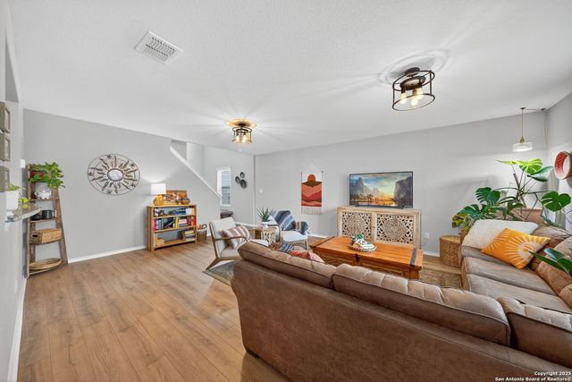 12037 Silver Light, San Antonio, TX 78254