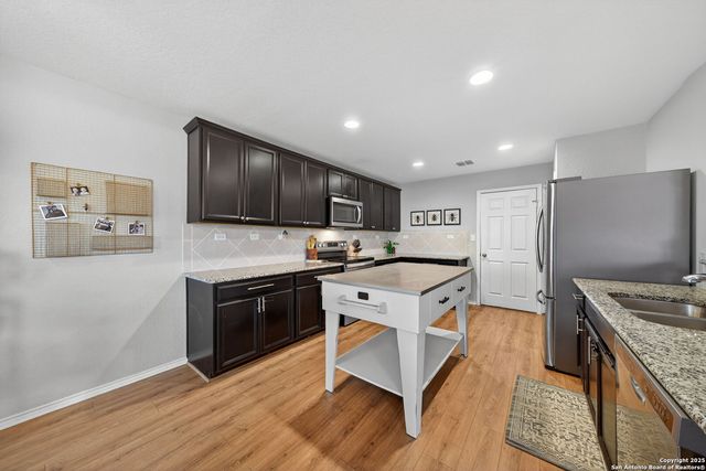 12037 Silver Light, San Antonio, TX 78254