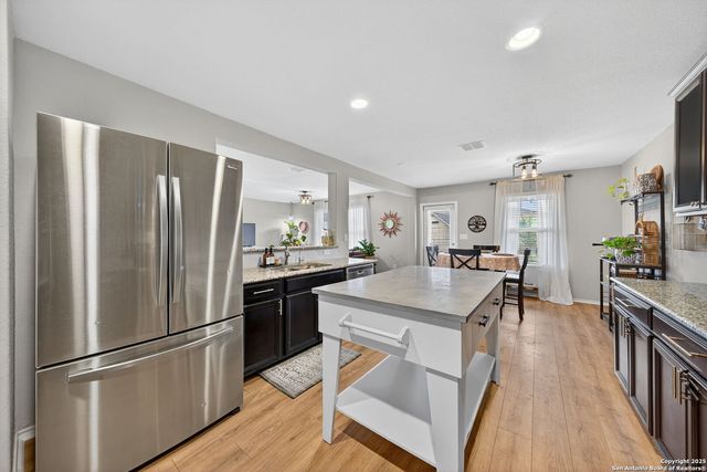 12037 Silver Light, San Antonio, TX 78254