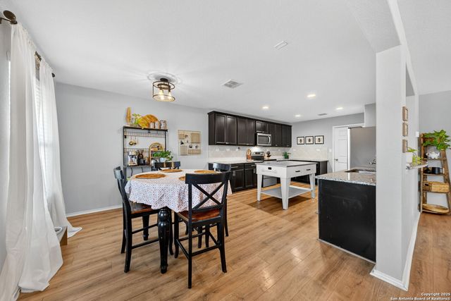 12037 Silver Light, San Antonio, TX 78254