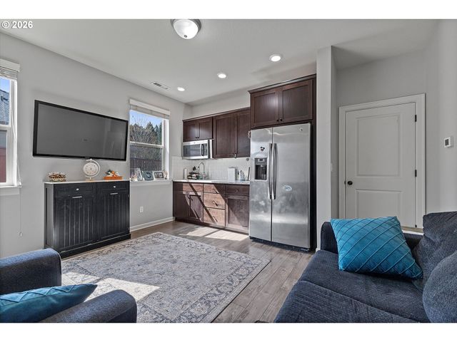 2400 Ne 187TH Pl, Vancouver, WA 98684