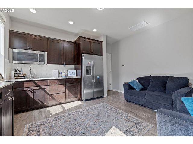 2400 Ne 187TH Pl, Vancouver, WA 98684