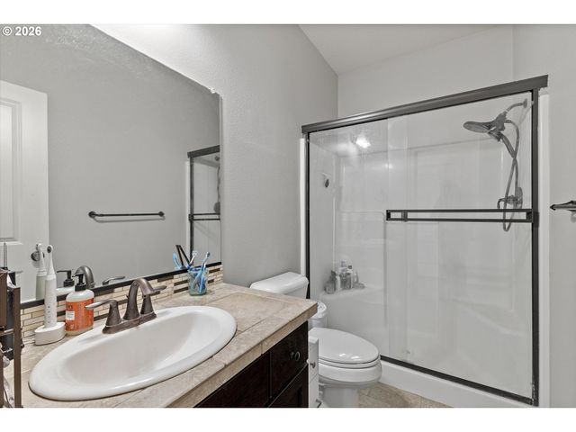 2400 Ne 187TH Pl, Vancouver, WA 98684