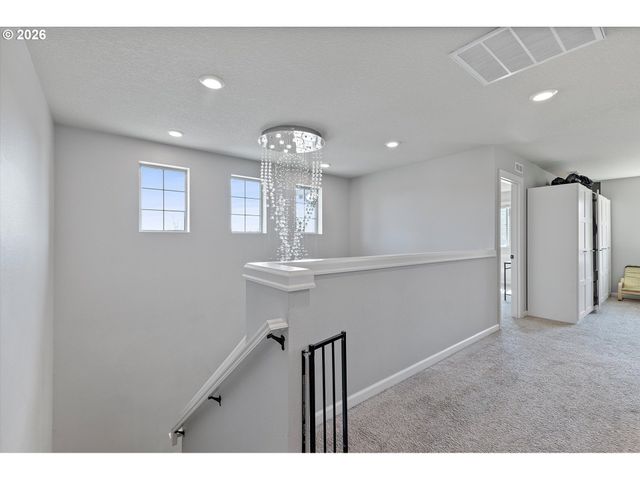 2400 Ne 187TH Pl, Vancouver, WA 98684