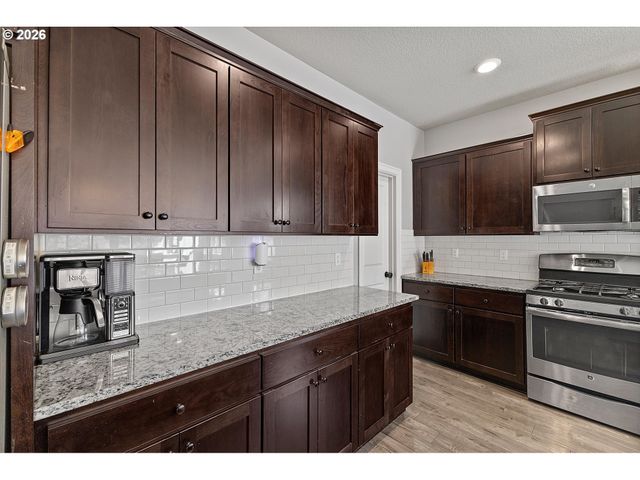 2400 Ne 187TH Pl, Vancouver, WA 98684