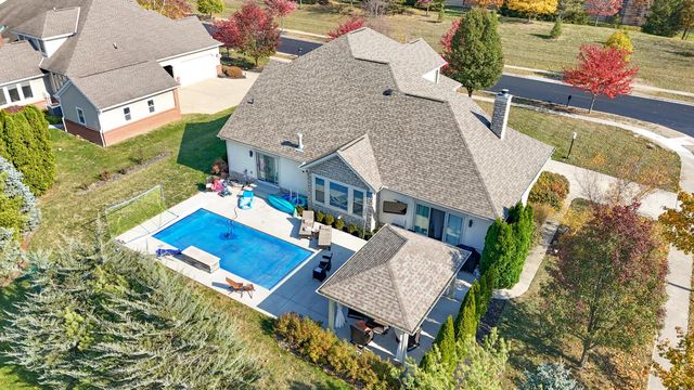 6037 Baronscourt Way, Dublin, OH 43016