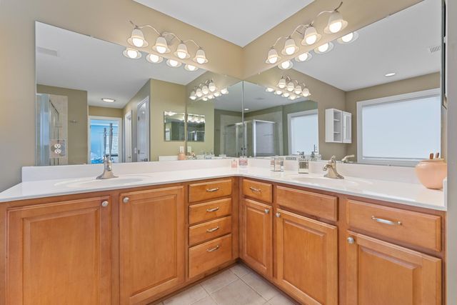 6037 Baronscourt Way, Dublin, OH 43016
