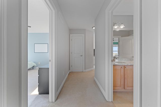 6037 Baronscourt Way, Dublin, OH 43016