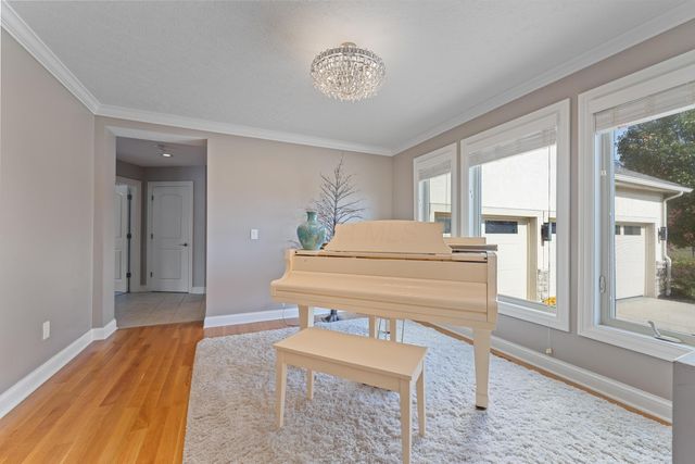 6037 Baronscourt Way, Dublin, OH 43016