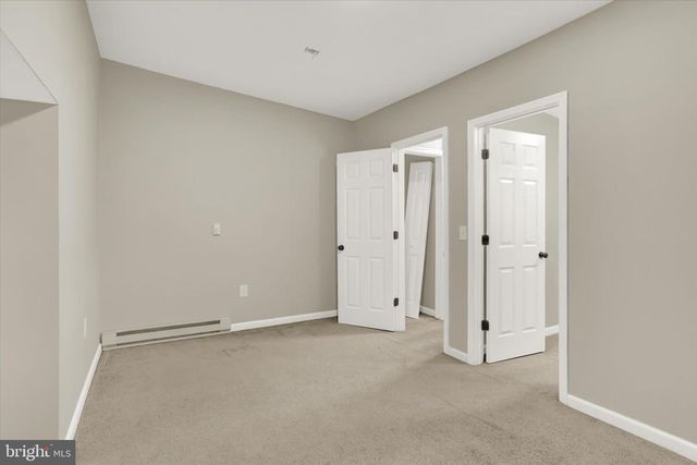 254 W MAPLE ST, York, PA 17401