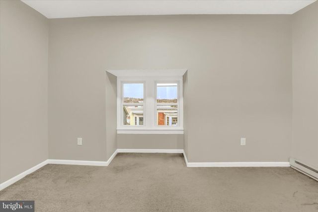 254 W MAPLE ST, York, PA 17401