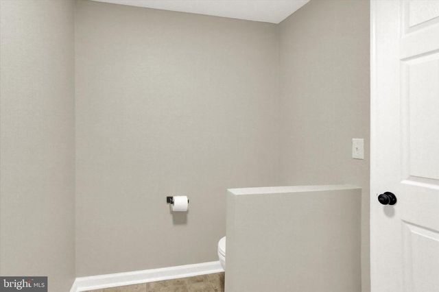 254 W MAPLE ST, York, PA 17401