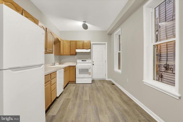 254 W MAPLE ST, York, PA 17401