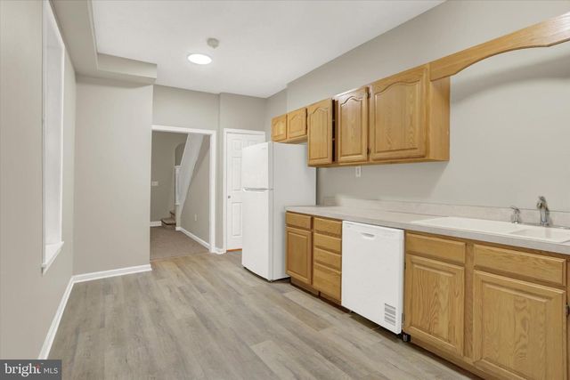 254 W MAPLE ST, York, PA 17401