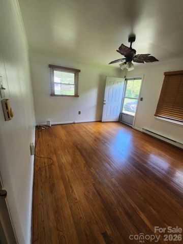 5921 Princeton Avenue, Kannapolis, NC 28081