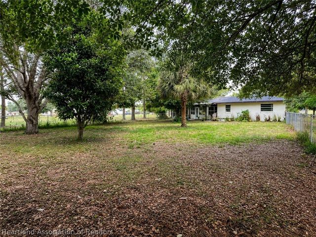 7317 Lime Tree Court, Sebring, FL 33876