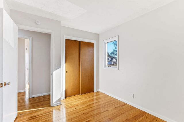 8933 Wally Drive, Golden Valley, MN 55427