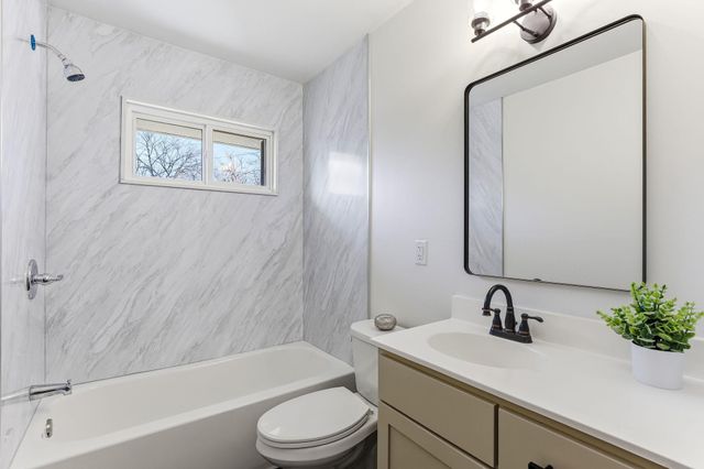 8933 Wally Drive, Golden Valley, MN 55427