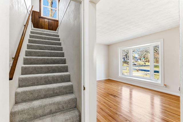 8933 Wally Drive, Golden Valley, MN 55427