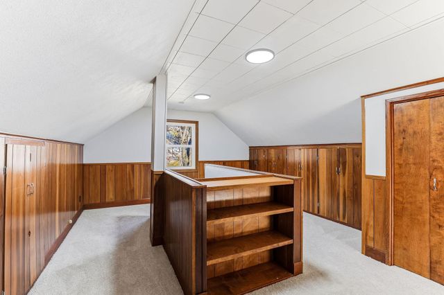 8933 Wally Drive, Golden Valley, MN 55427