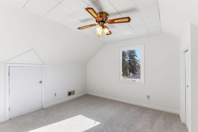 8933 Wally Drive, Golden Valley, MN 55427