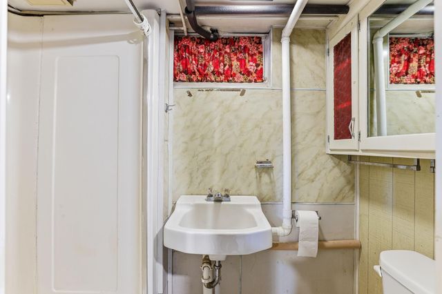 8933 Wally Drive, Golden Valley, MN 55427