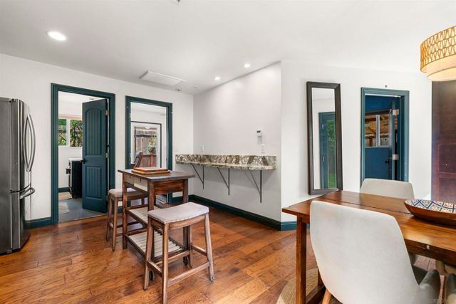 489 La Costa Ave., Encinitas, CA 92024