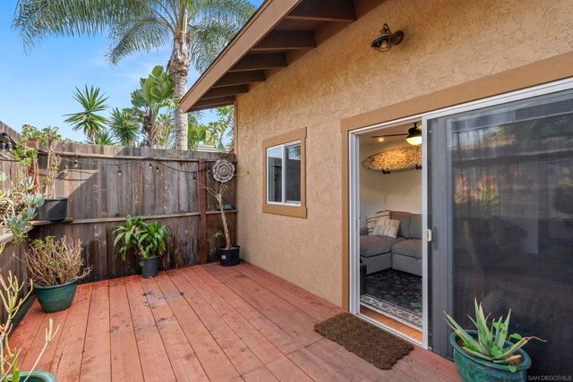 489 La Costa Ave., Encinitas, CA 92024
