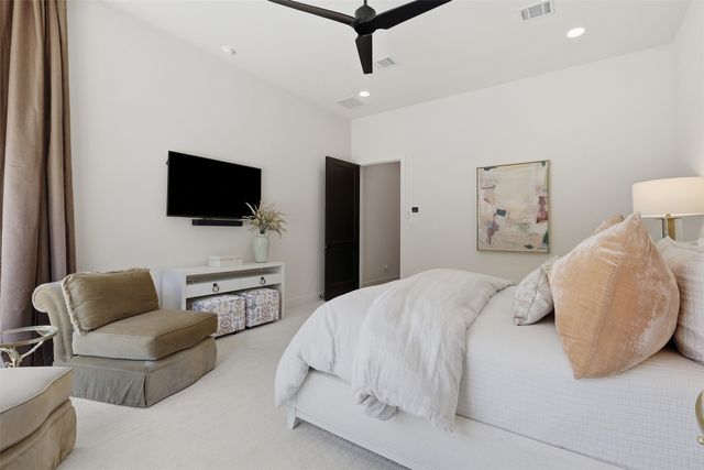 9433 Sagrada Park, Fort Worth, TX 76126