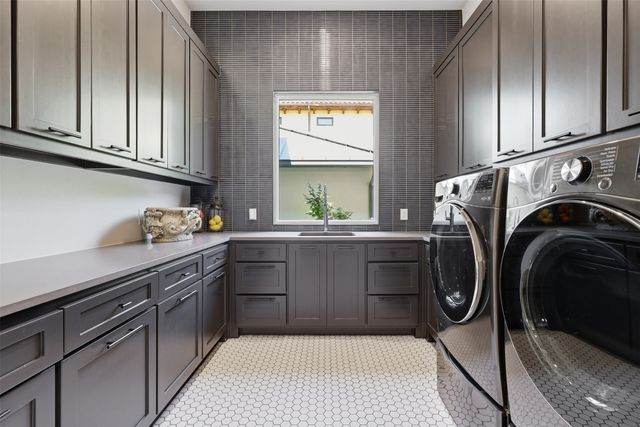 9433 Sagrada Park, Fort Worth, TX 76126