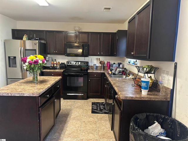 764 Markham Circle, Moore, SC 29369