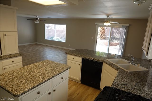 7563 Spindrift Tide Court, Las Vegas, NV 89139