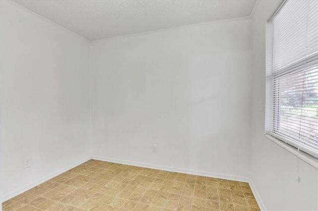16805 HIGHWAY 441 S, Micanopy, FL 32667