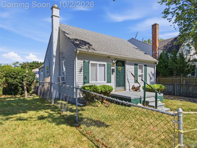 6811 Toepfer Road, Warren, MI 48091