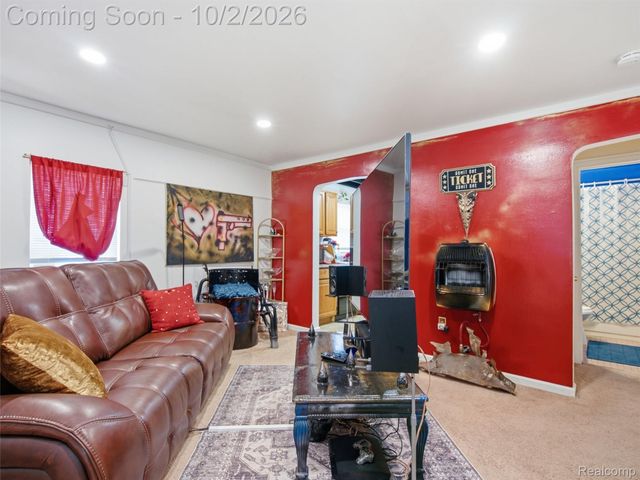 6811 Toepfer Road, Warren, MI 48091